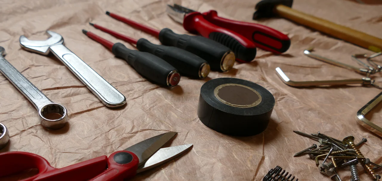 Befestigung - Werkzeuge für den Heimgebrauch. Nahaufnahme Foto. Industrielle Konzept und home improvement - Stock-Fotografie